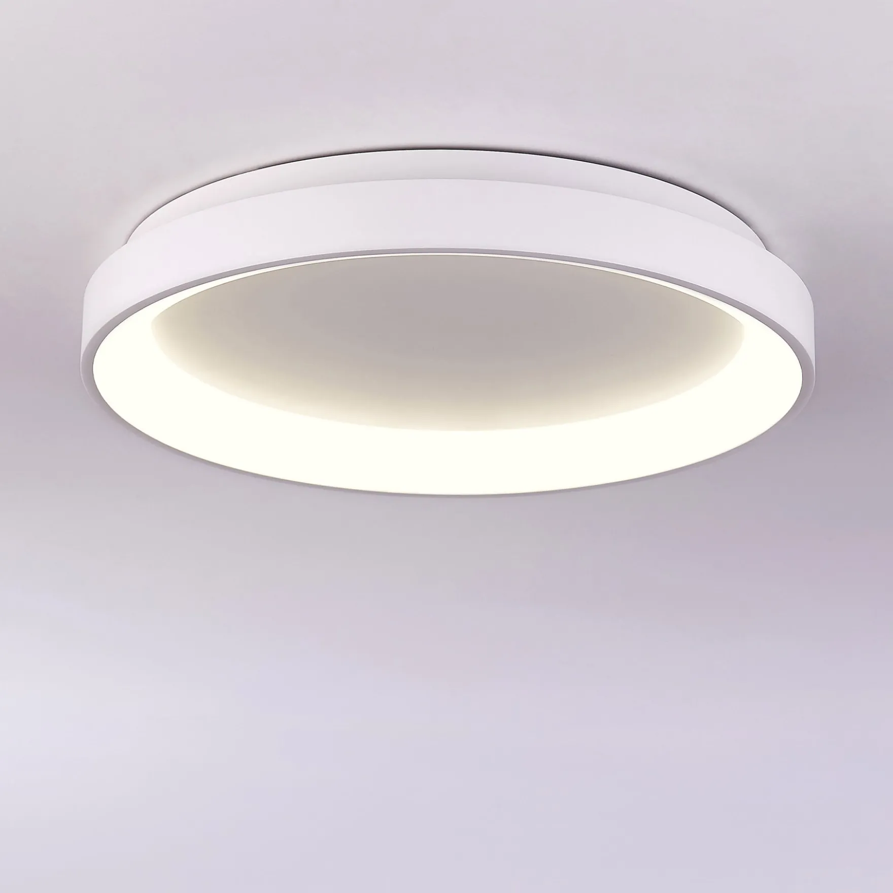 Ambisjoner LED plafond liten hvit