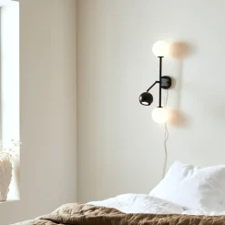 Beside 3-lys vegglampe sort/opal