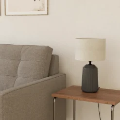 Capalbio bordlampe grå m/skjerm