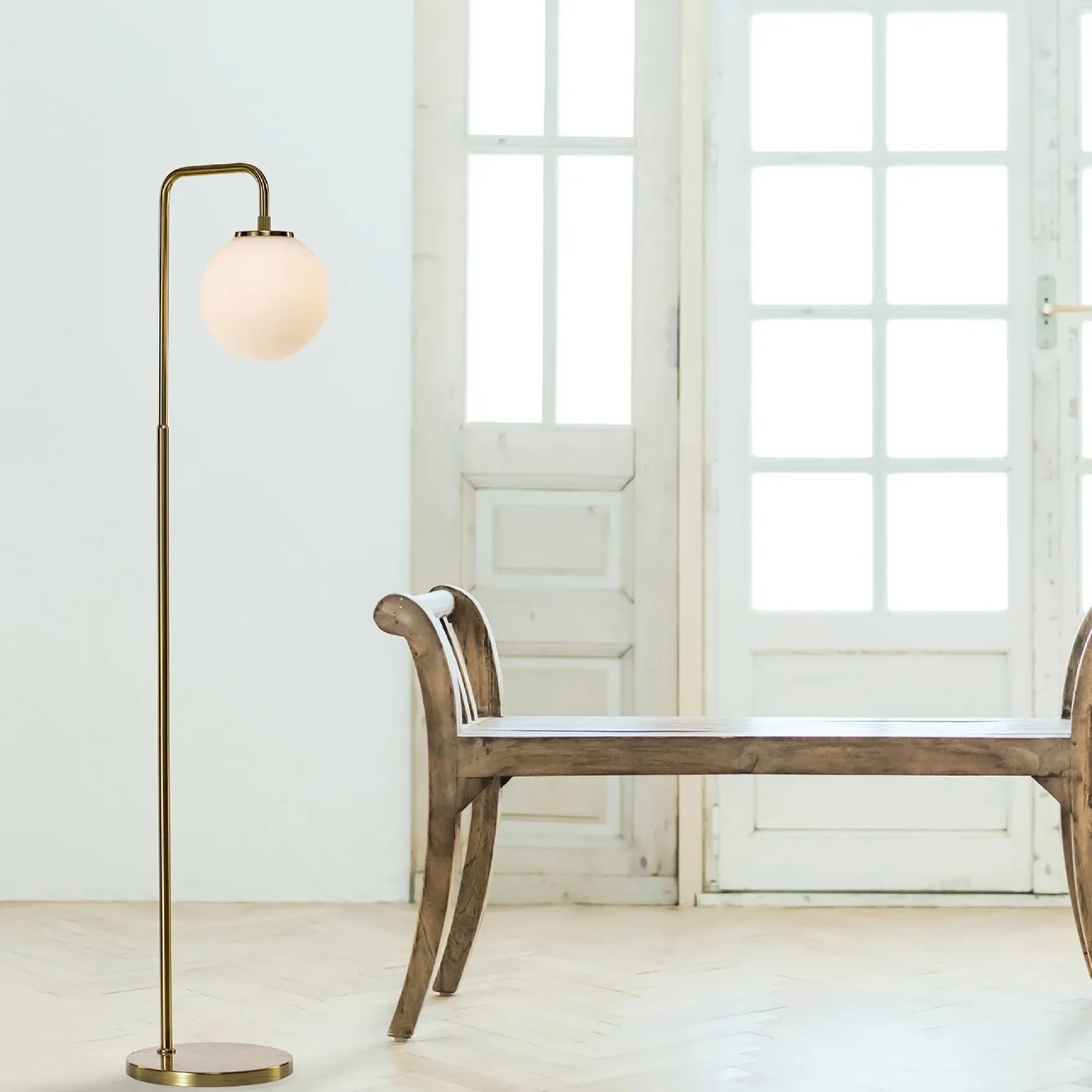 Elisa gulvlampe messing/opal