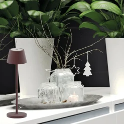 Iris mini bordlampe IP54 oppladbar rust