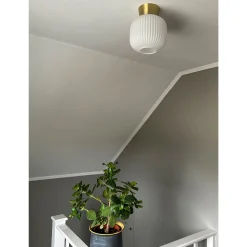 Vanja takplafond messing/opal